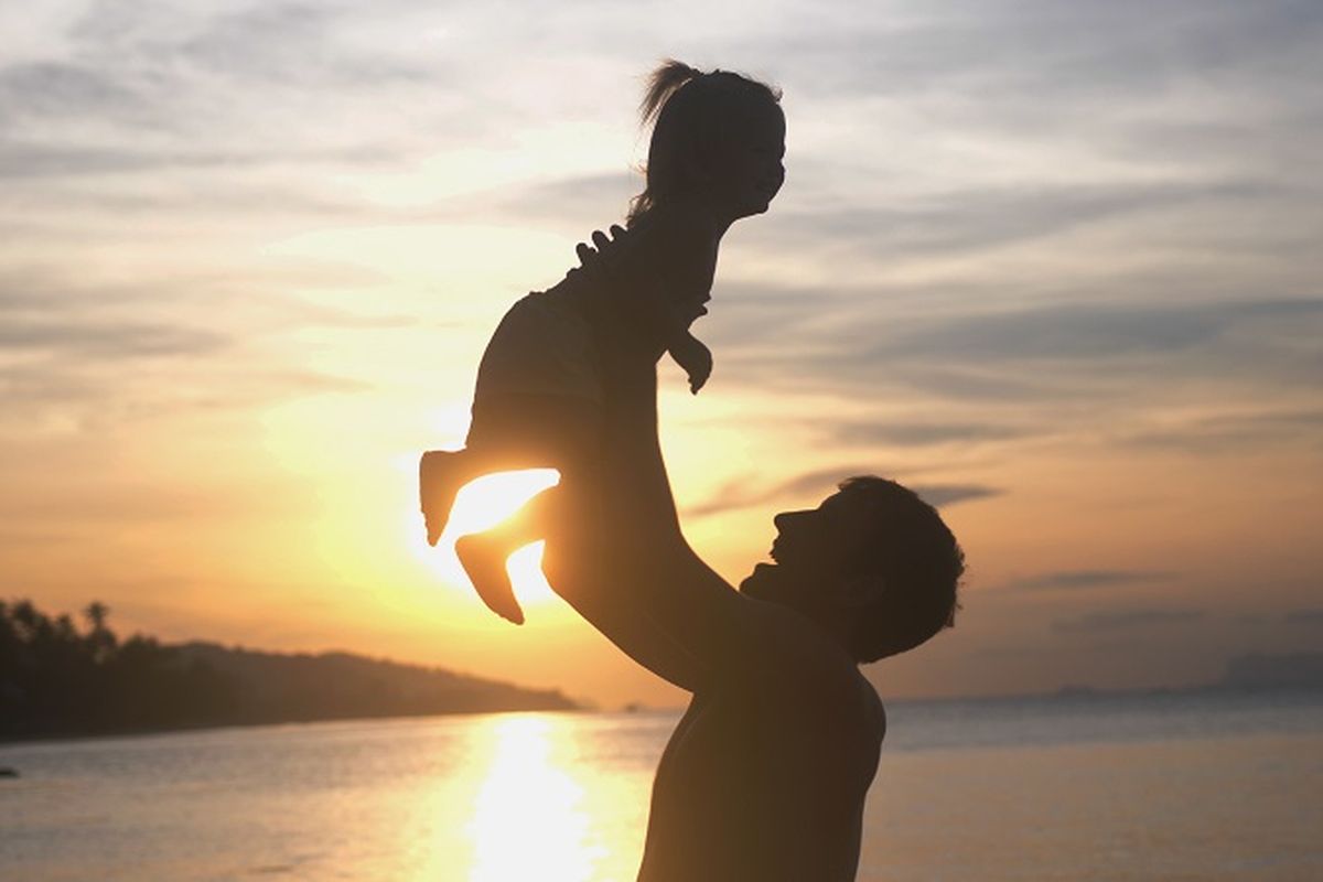 Mencari Figur Ayah: Pentingnya Kasih Sayang Ayah dalam Kehidupan Anak Perempuan