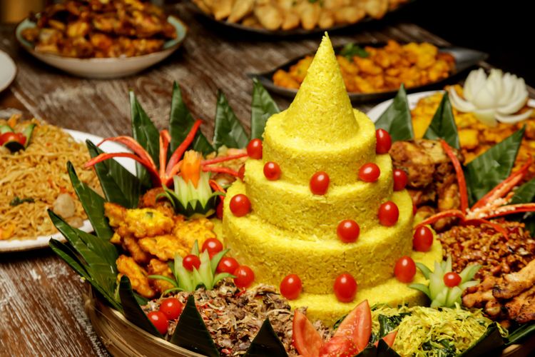 Nasi Tumpeng: Warisan Kuliner Nusantara yang Penuh Makna