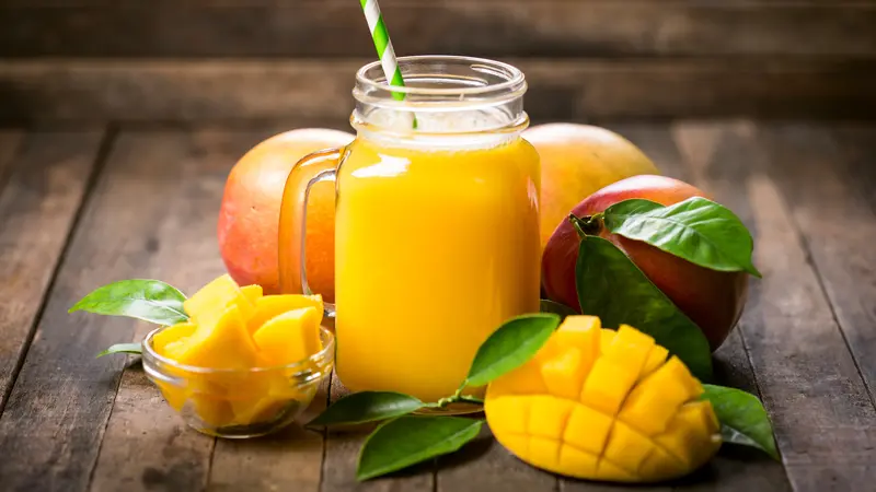 Segarnya jus mangga segar yang kaya akan vitamin dan nutrisi