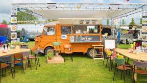 Bisnis Cafe Outdoor