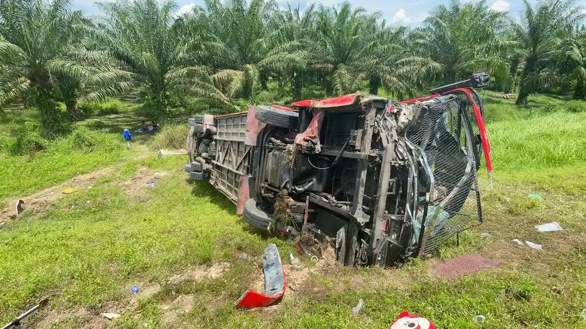 Kecelakaan Bus Halmahera