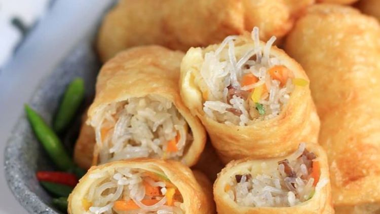 Mengapa Lumpia Bihun Wortel Selalu Disukai