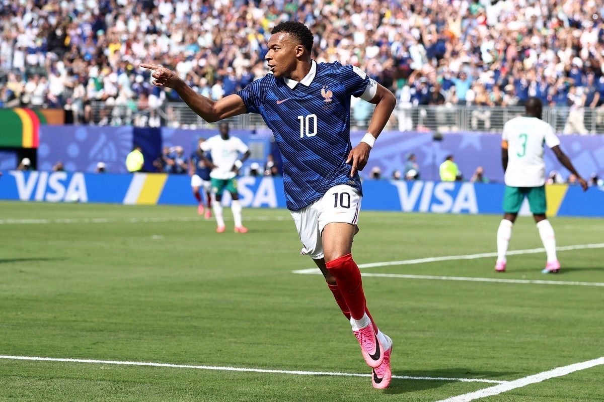 Mbappe Top Skor dan Jadi Mesin Gol Prancis di Fase Grup